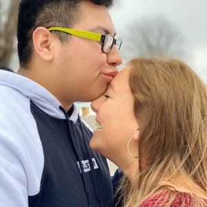 Meet your Posher, Logan